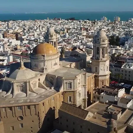 Candelaria Cornerflat Cádiz