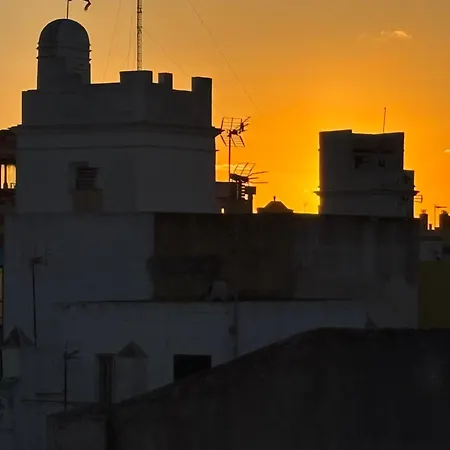 Candelaria Cornerflat * Cadiz